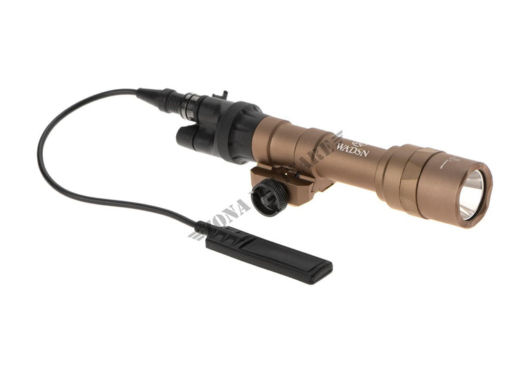 TORCIA CON ATTACCO RAIL M600U SCOUT CON DUAL SWITCH E LED IR WADSN