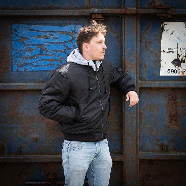 GIACCA BOMBER MA-1 CON CAPPUCCIO NERA FOSTEX