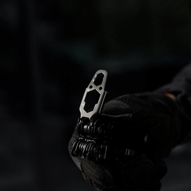 COLTELLO MULTIFUNZIONE MULTITOOL TYPE 9 NERO M-TAC