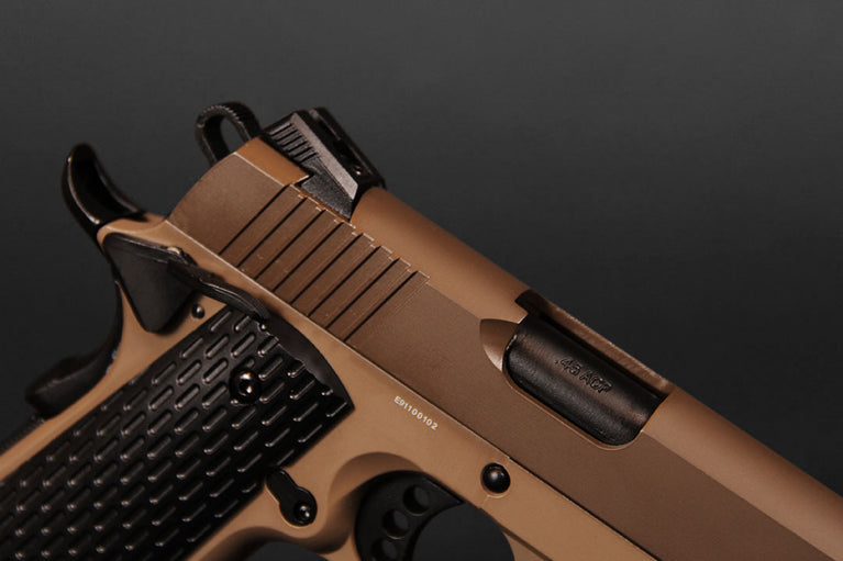PISTOLA E911 SPECIAL OPERATIONS TAN FULL METAL SCARRELLANTE EVOLUTION AIRSOFT