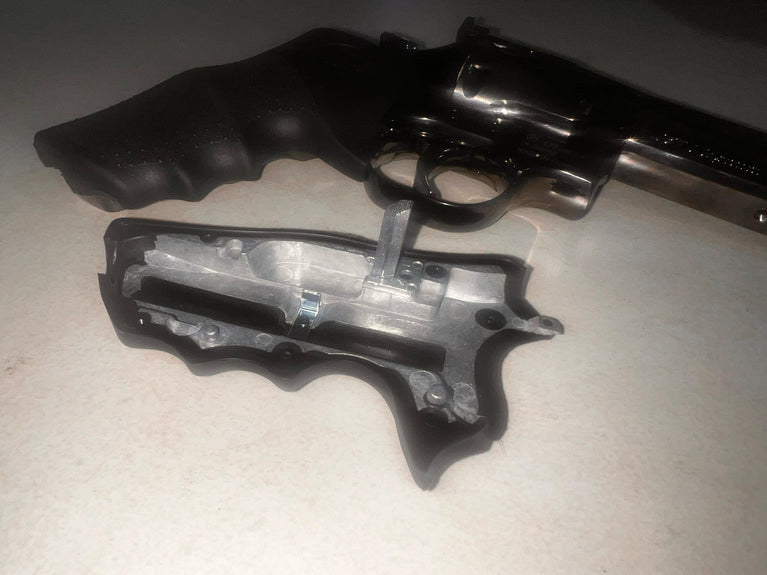 REVOLVER A CO2 715 6" <7,5J CAL.4,5 HEAVY DARK DAN WESSON