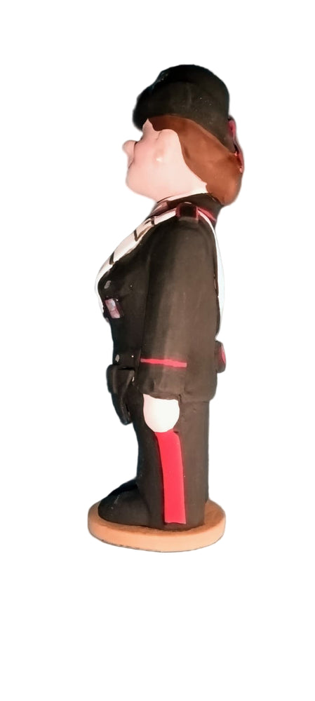 STATUINA CARABINIERE IN TERRACOTTA ARTIGIANALE