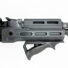 IMPUGNATURA PER FUCILE ANGOLATA CON THUMB STOP PER SLITTE 20MM NERO MP