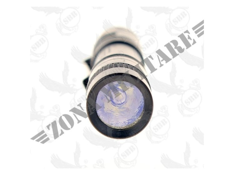 Torcia Tactical 100 Lumen Sbb Light Xp-2 Con Custodia