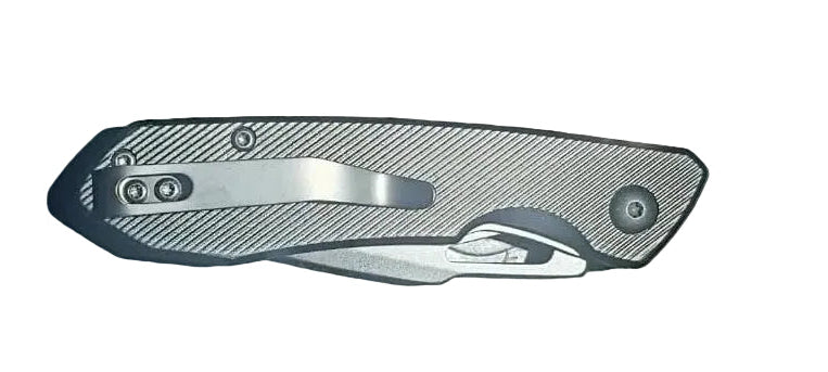 COLTELLO A LAMA RICHIUDIBILE NERO CON CLIP THIRD AMONT
