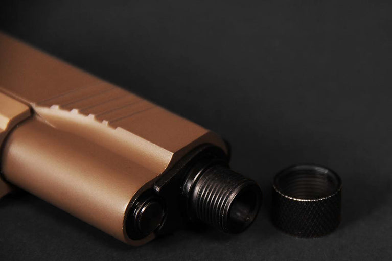 PISTOLA E911 SPECIAL OPERATIONS TAN FULL METAL SCARRELLANTE EVOLUTION AIRSOFT