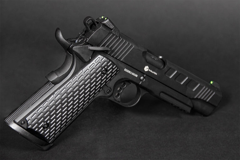PISTOLA SOFTAIR A GAS E911 DEFENDER NERA EVOLUTION