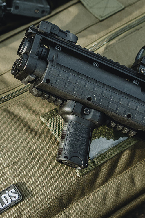 IMPUGNATURA VERTICALE PER SLITTE RAIL NERA ELEMENT