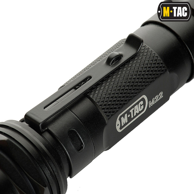 torcia taTTICA M22 DA 250 LM FLASHLIGHT M-TAC