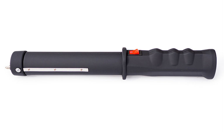 DISSUASORE ELETTRICO DA 3000000 V  CON TORCIA A FORMA DI BASTONE DA 30cm PRAGA TECNOLOGY