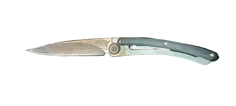 COLTELLO A LAMA RICHIUDIBILE CON MOTIVO AD ALA THIRD AMONT