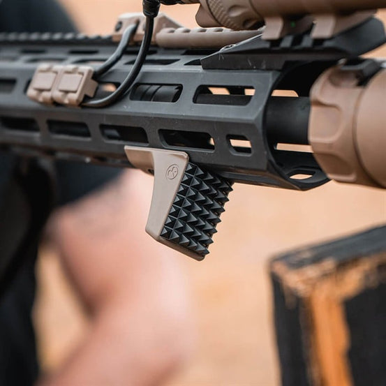 impugnatura Barricade Stop M-LOK DARK EARTH MAGPUL